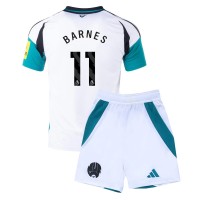 Fotballdrakt Barn Newcastle United Harvey Barnes #11 Tredjedraktsett 2024-25 Kortermet (+ Korte bukser)